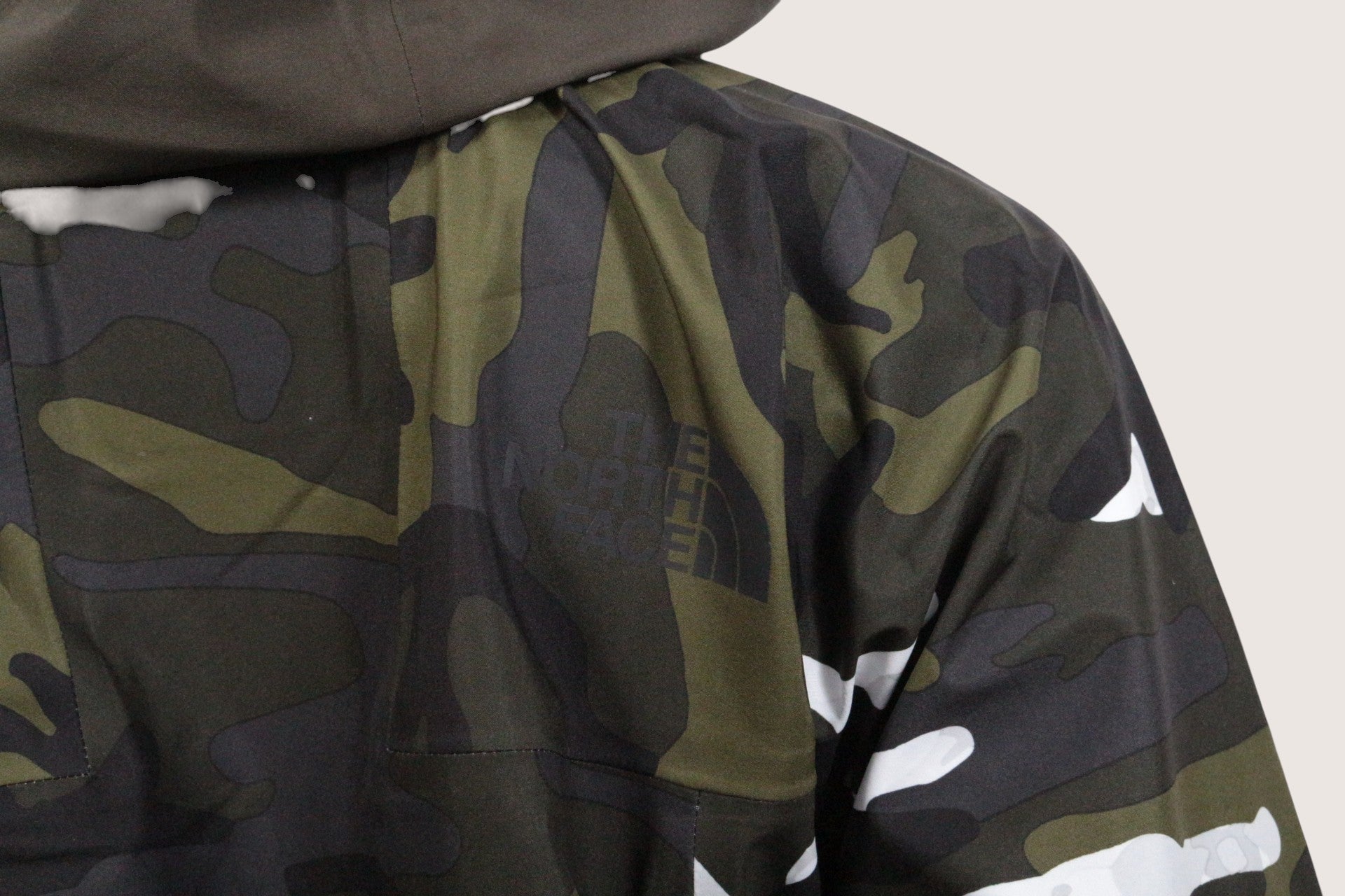 The North Face Blouson Polyamide, Polyester Kaki, Blanc, Noir S  Neuf 9