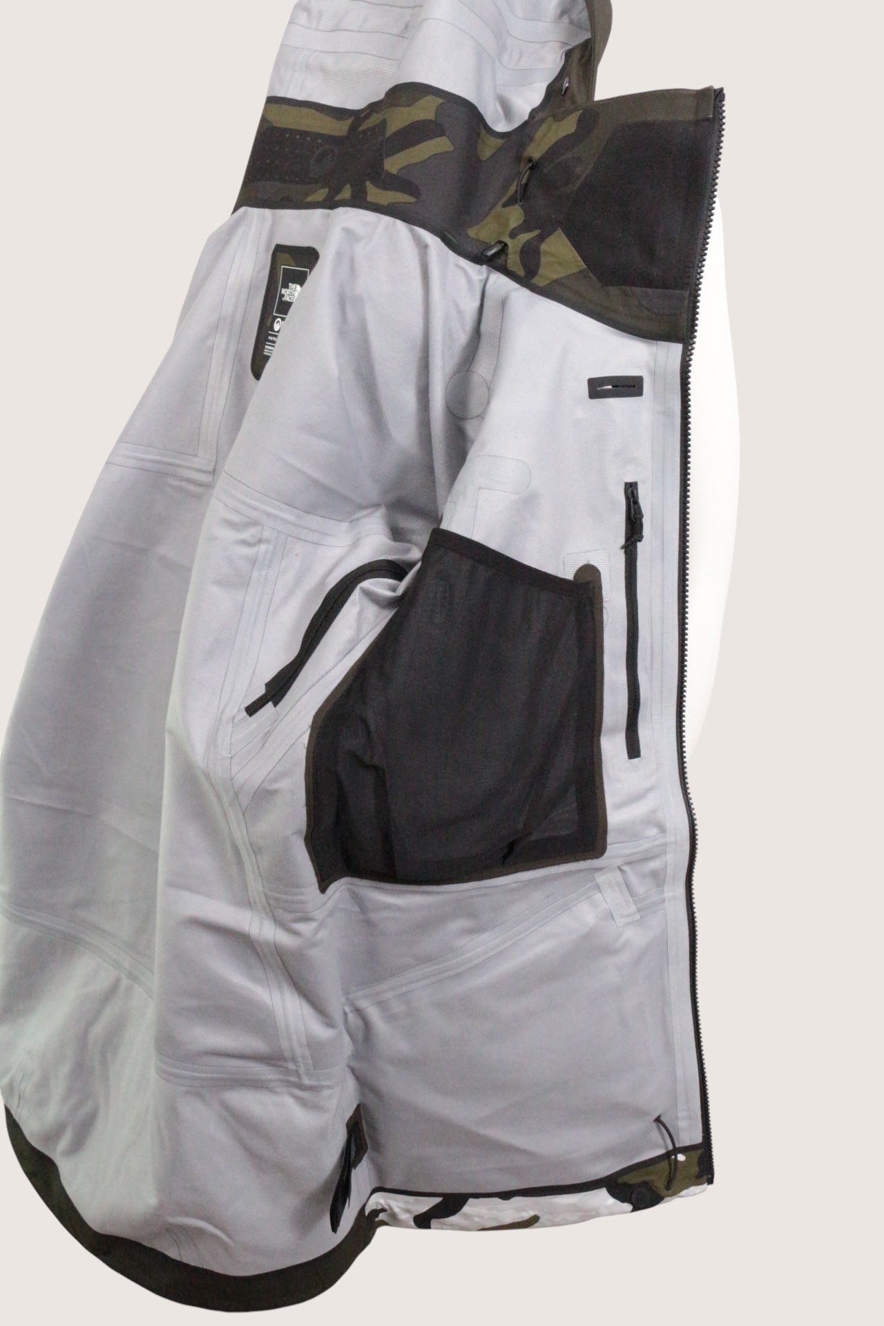 The North Face Blouson Polyamide, Polyester Kaki, Blanc, Noir S  Neuf 16