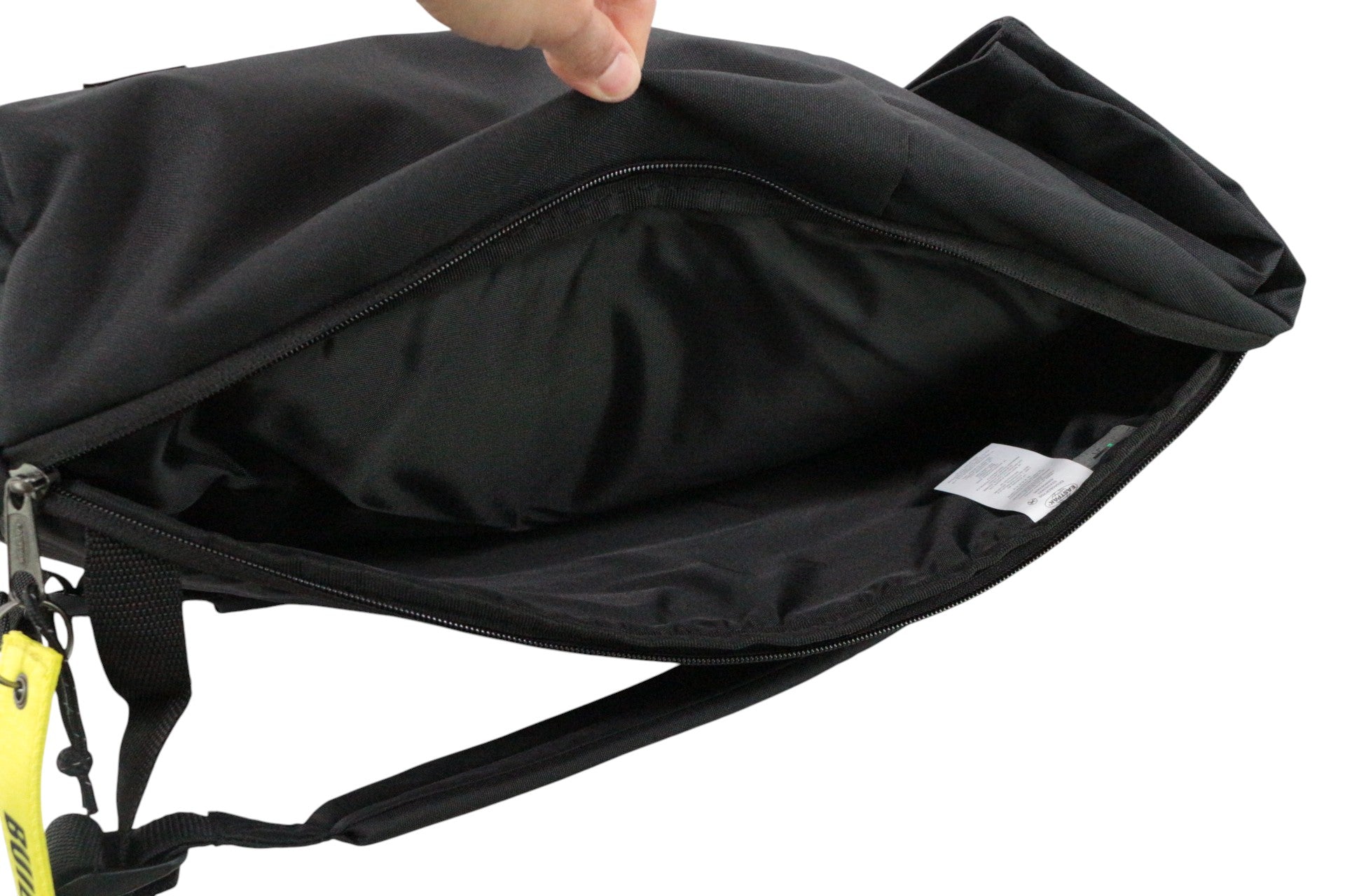 Sac à Dos Eastpak Up Roll Build To Resist 23L Noir Roll-Top Compatible PC 13" Neuf avec Étiquette