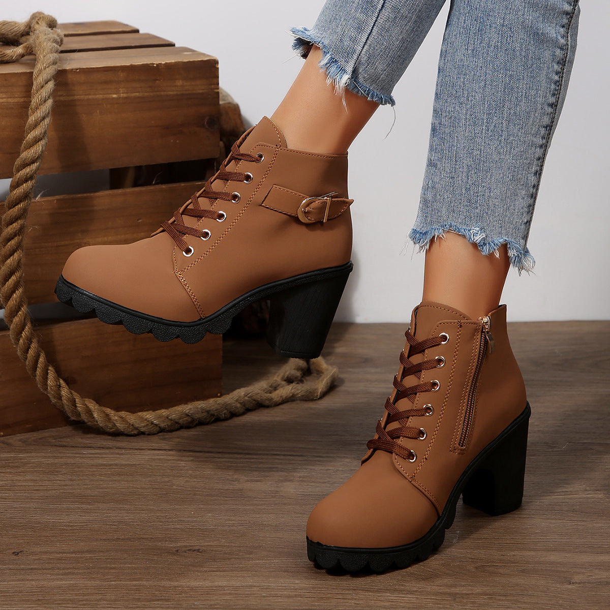 Bottines à lacets talon épais – photo 3 – Frippin'Dealz