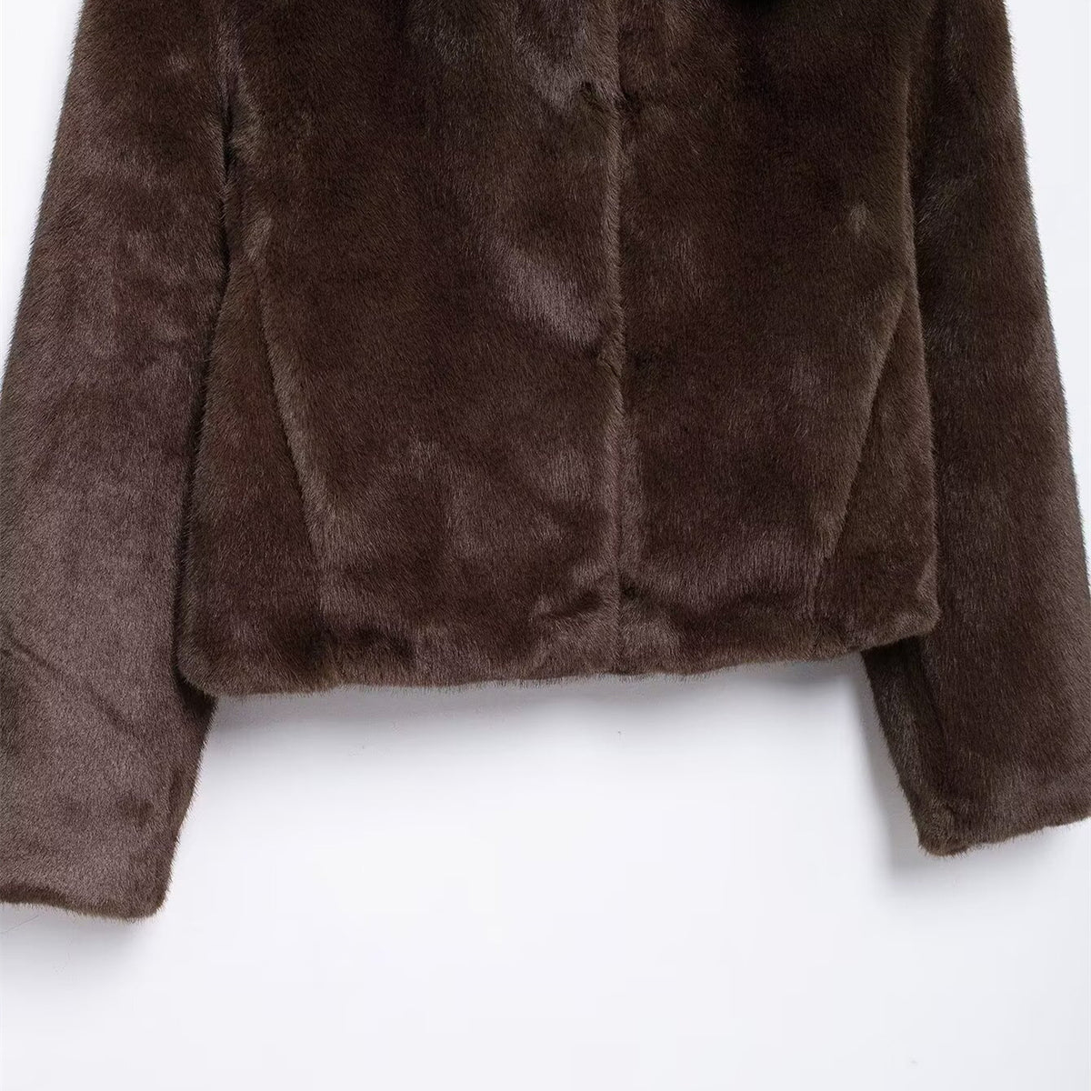 Manteau fausse fourrure vison doré – photo 5 – Frippin'Dealz