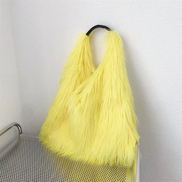 Grand sac porté épaule fausse fourrure moelleux 12 couleurs 12