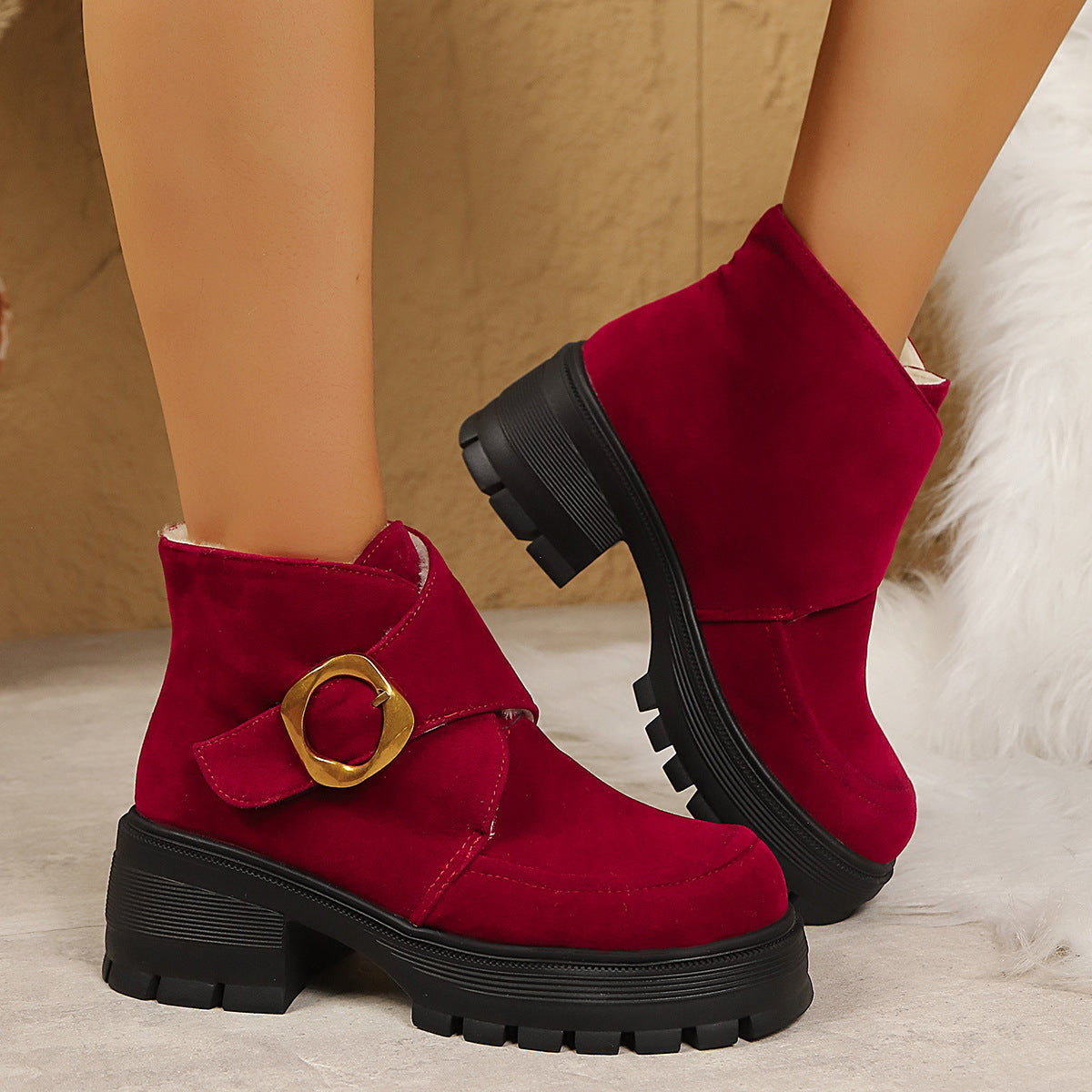 Bottes hautes femme aspect daim talon épais – photo 2 – Frippin'Dealz