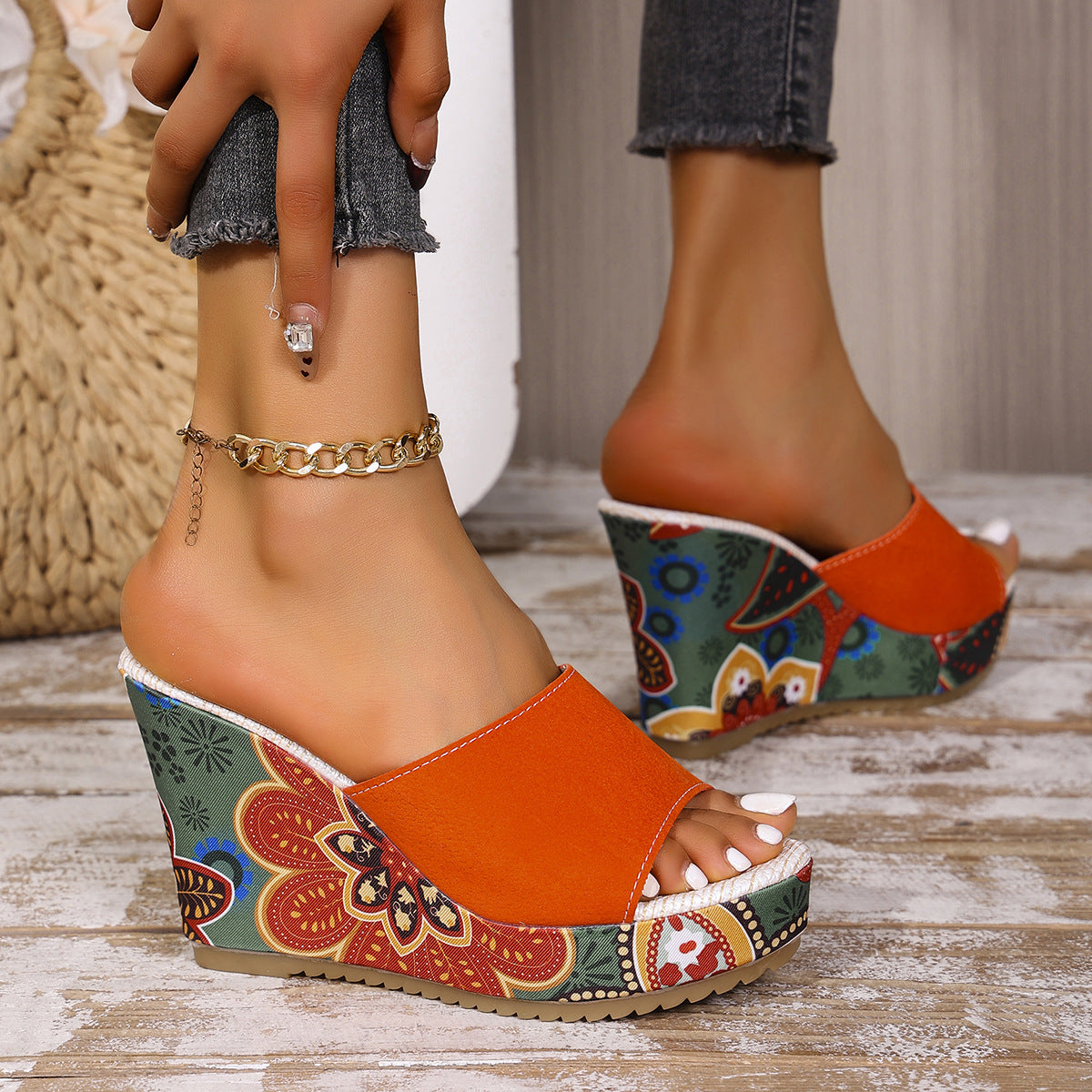 Sandales compensées à brides – photo 7 – Frippin'Dealz