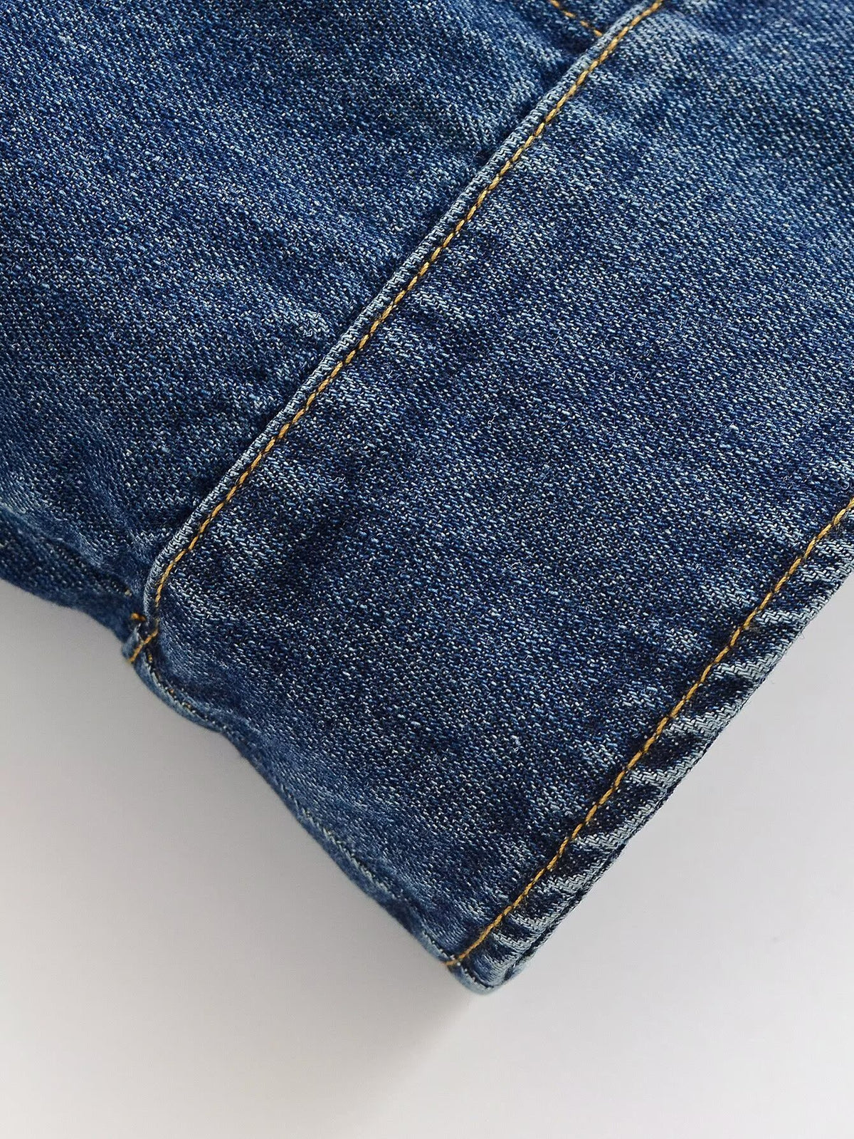 Veste courte en jean col montant femme – photo 14 – Frippin'Dealz