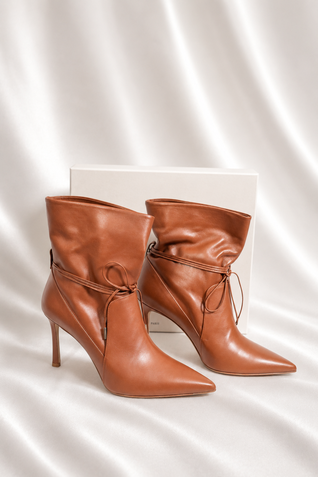 Bottines Ghazal Paris cuir marron souple avec liens à nouer - Neuves 4