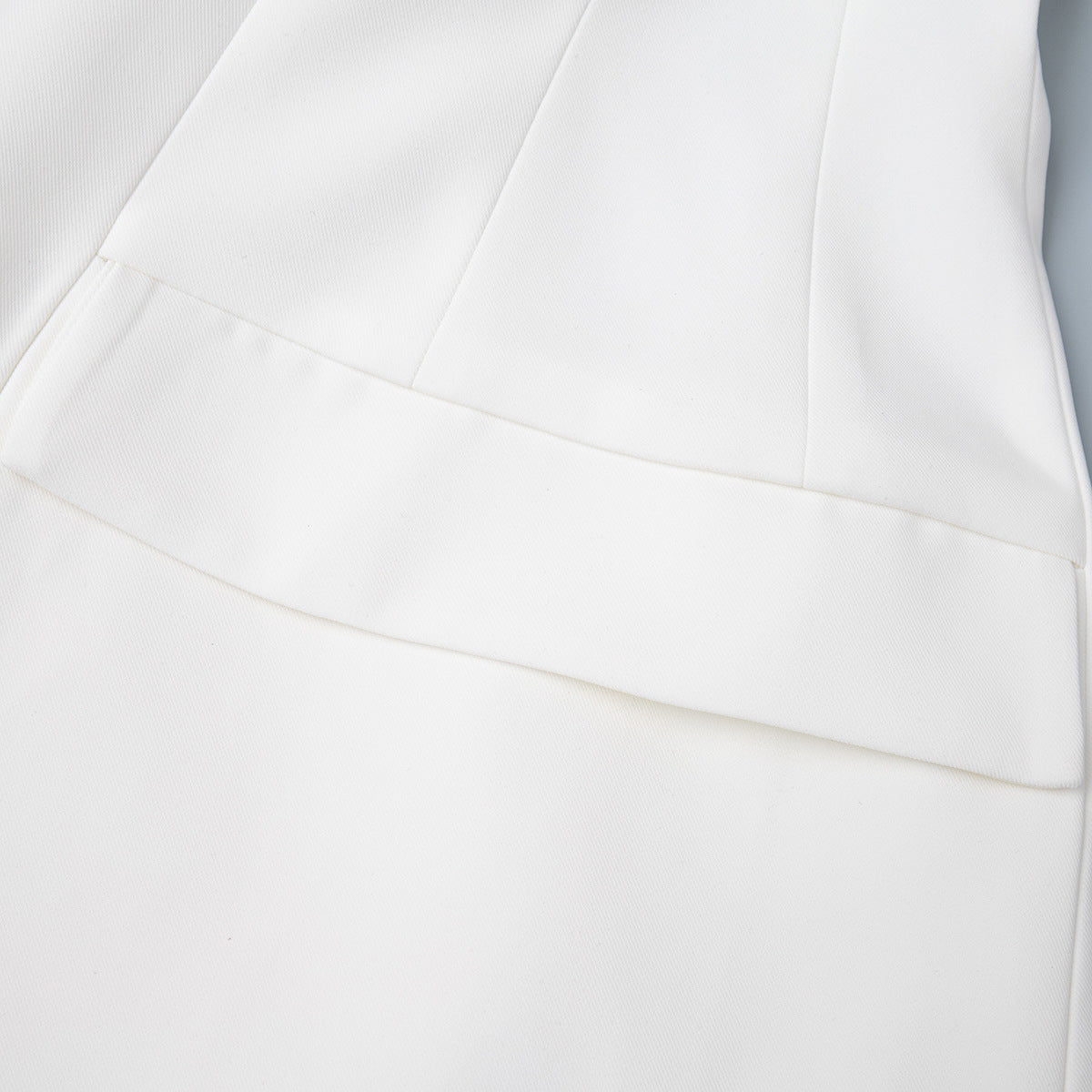 Blazer femme cintré col V – photo 21 – Frippin'Dealz