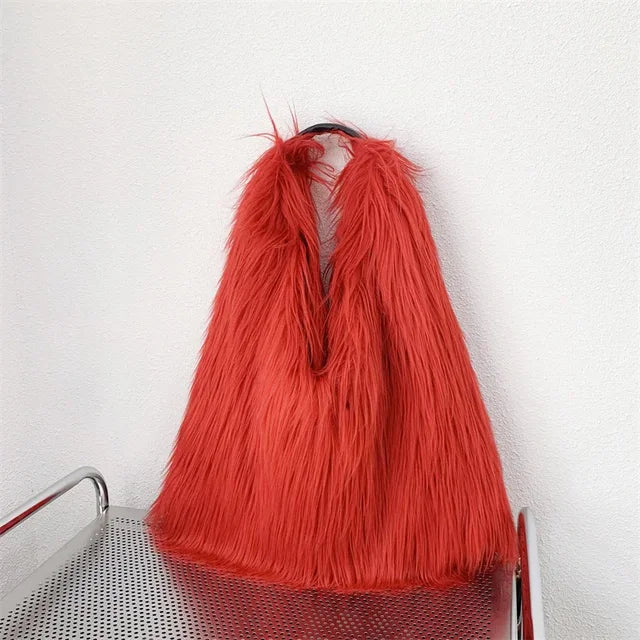 Grand sac porté épaule fausse fourrure moelleux 12 couleurs 14