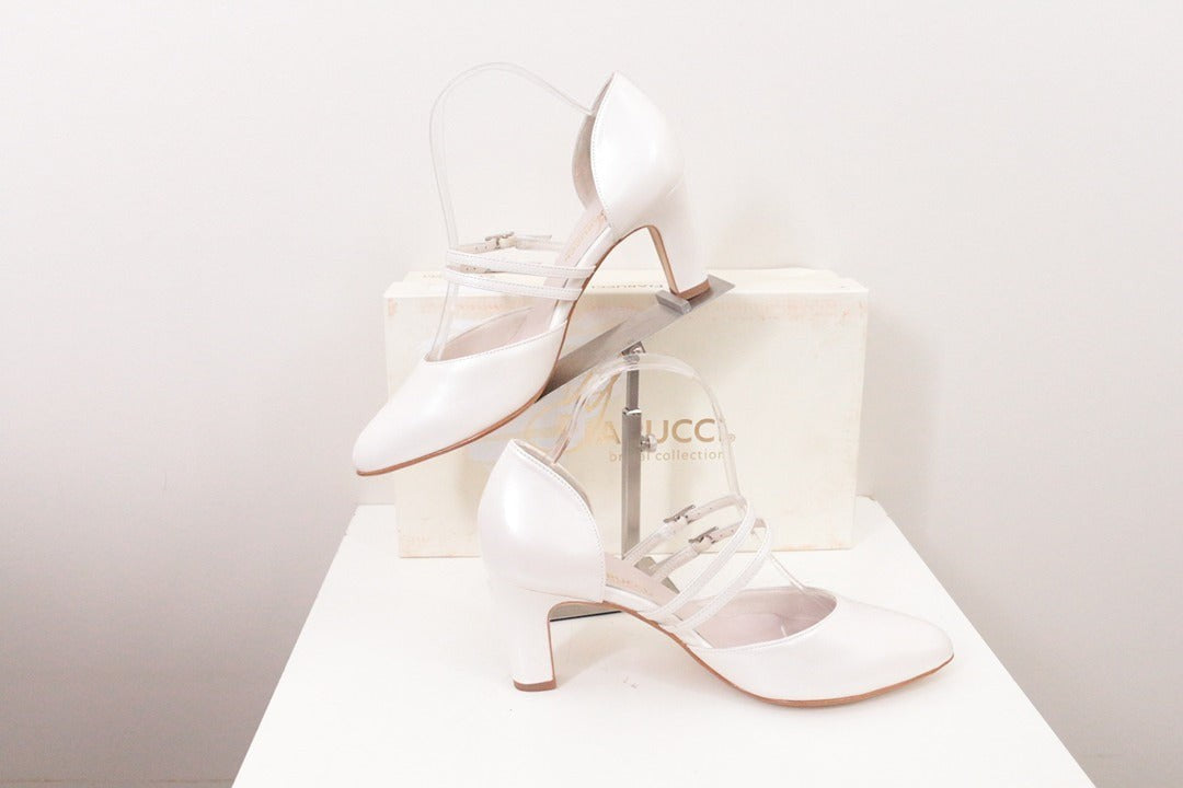Escarpins de mariée Fiarucci en cuir blanc nacré taille 38.5 | Frippin'Dealz – photo 7