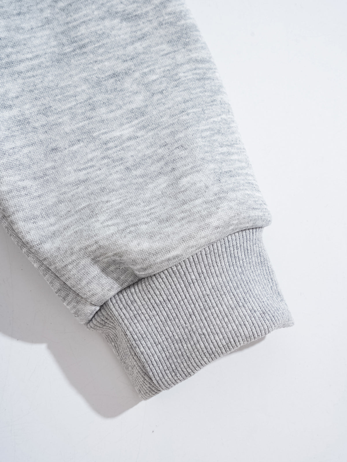 Sweat à capuche manches lanternes – photo 11 – Frippin'Dealz