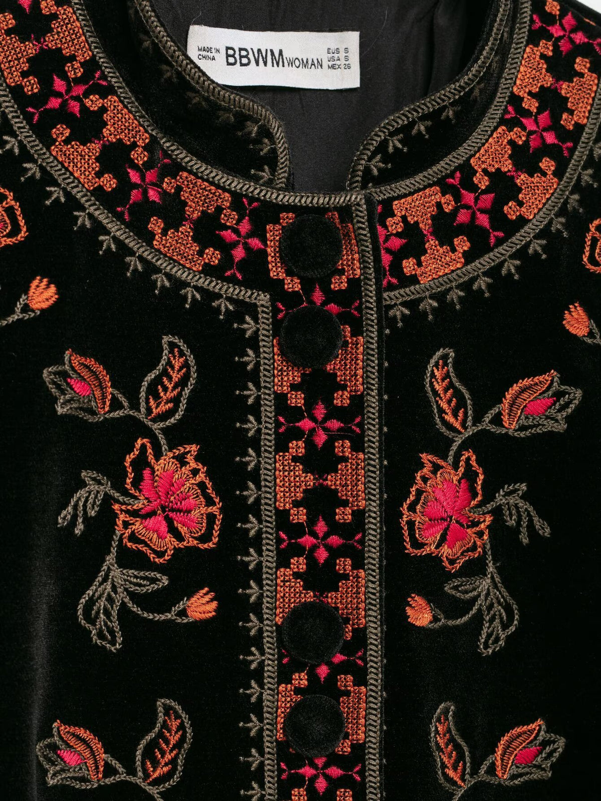Veste courte col montant brodée femme – photo 12 – Frippin'Dealz
