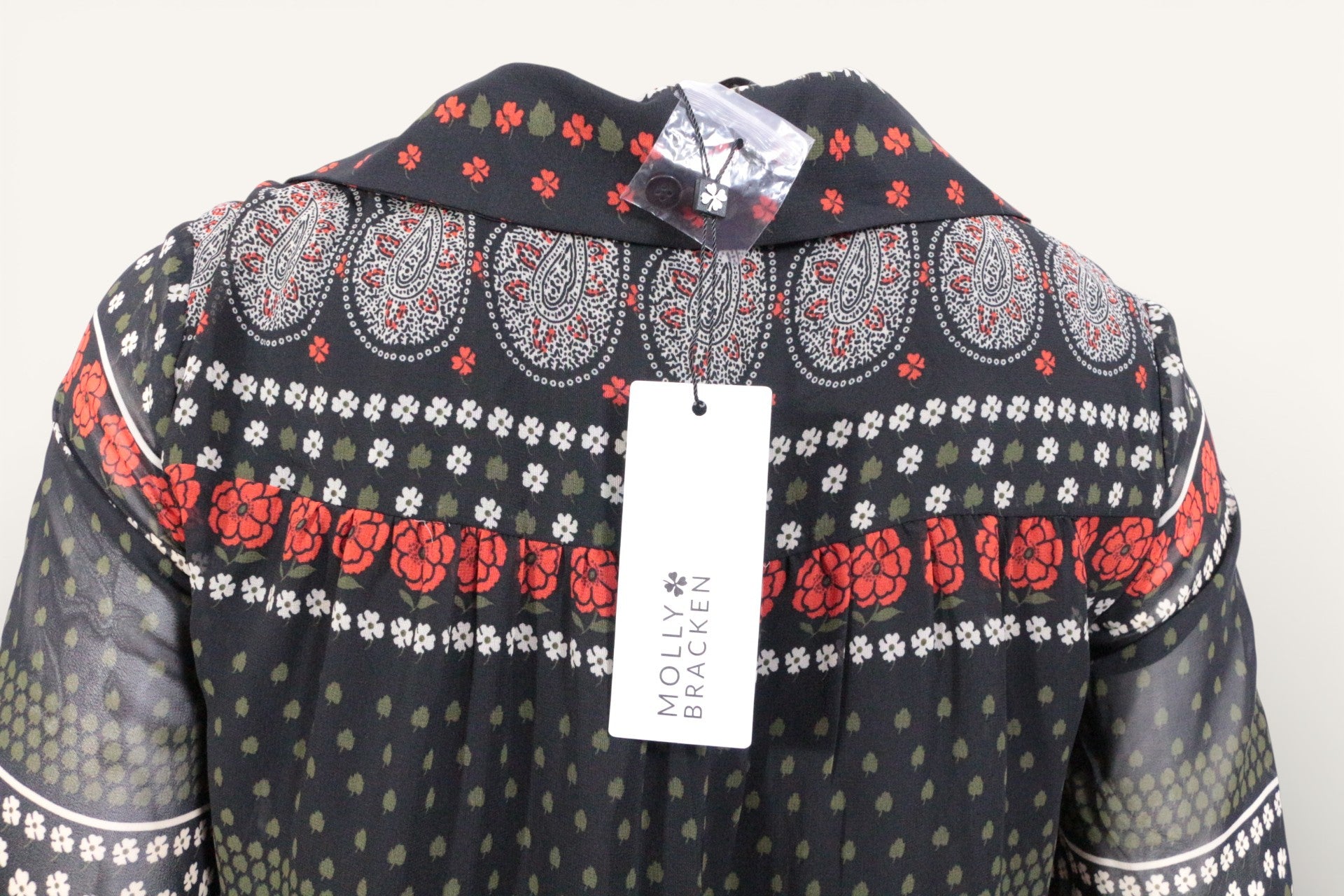 Molly Bracken – Abito longuette – Poliestere – Nero, kaki, rosso, stampa floreale 9