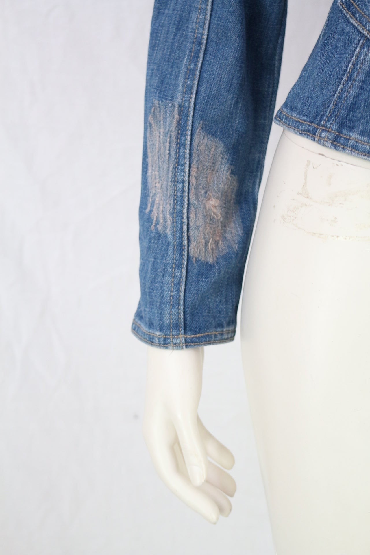 Veste Jean Femme Y2K McBling Brodée Cloutée Coupe Cintrée Denim Destroy 3