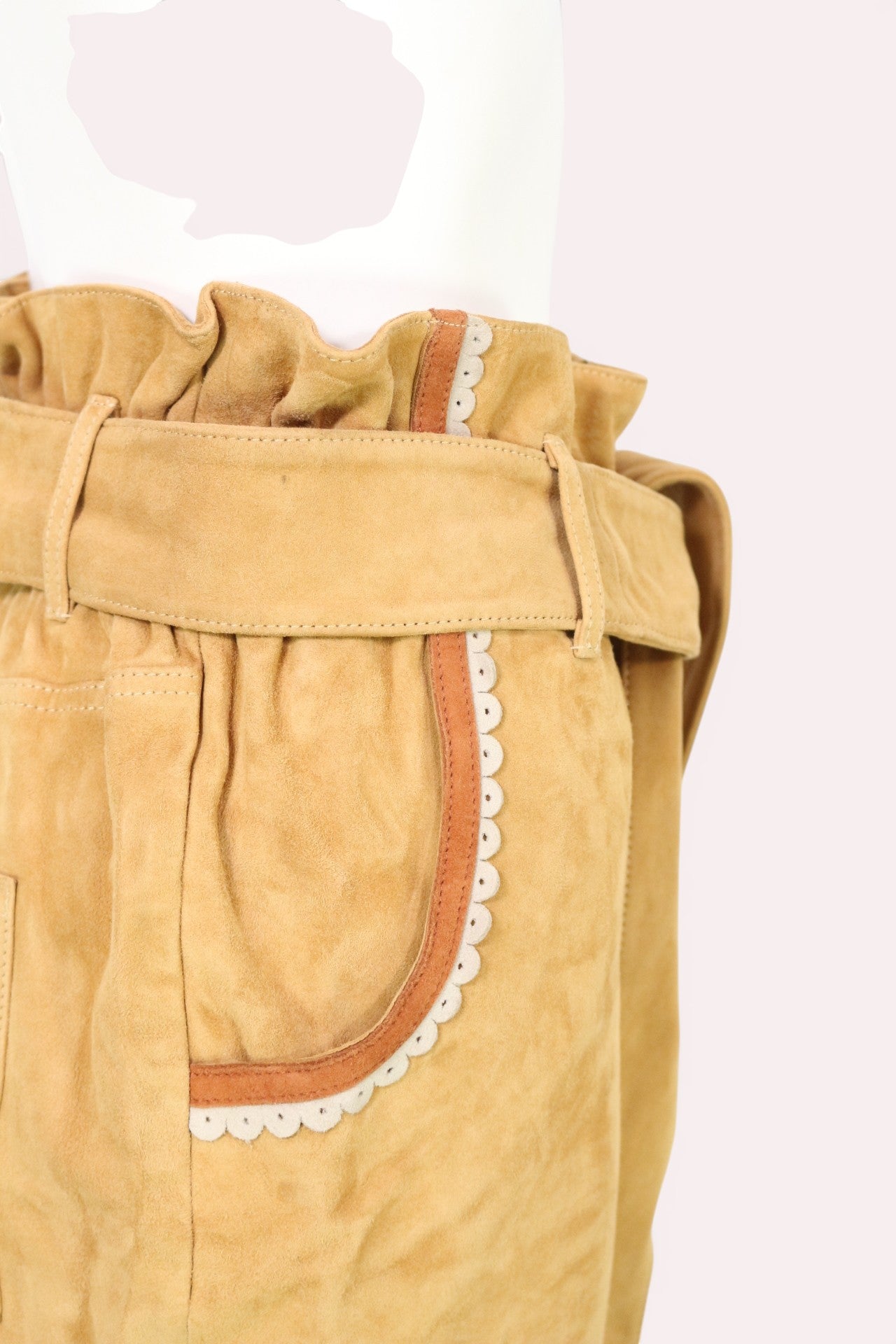 Short Claudie Pierlot cuir de chèvre camel taille 38 5