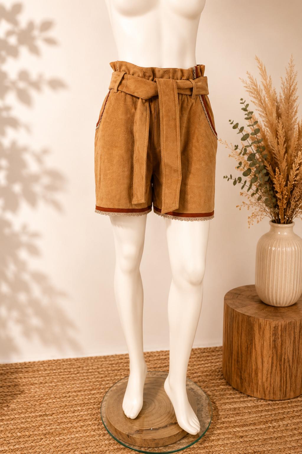 Short Claudie Pierlot cuir de chèvre camel taille 38 1
