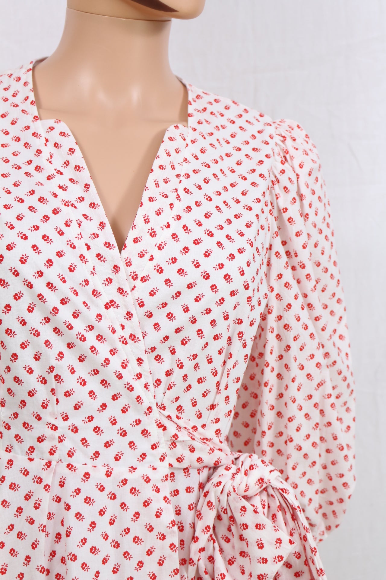 Robe portefeuille Claudie Pierlot imprimée rose écru T40 – élégante & féminine 4
