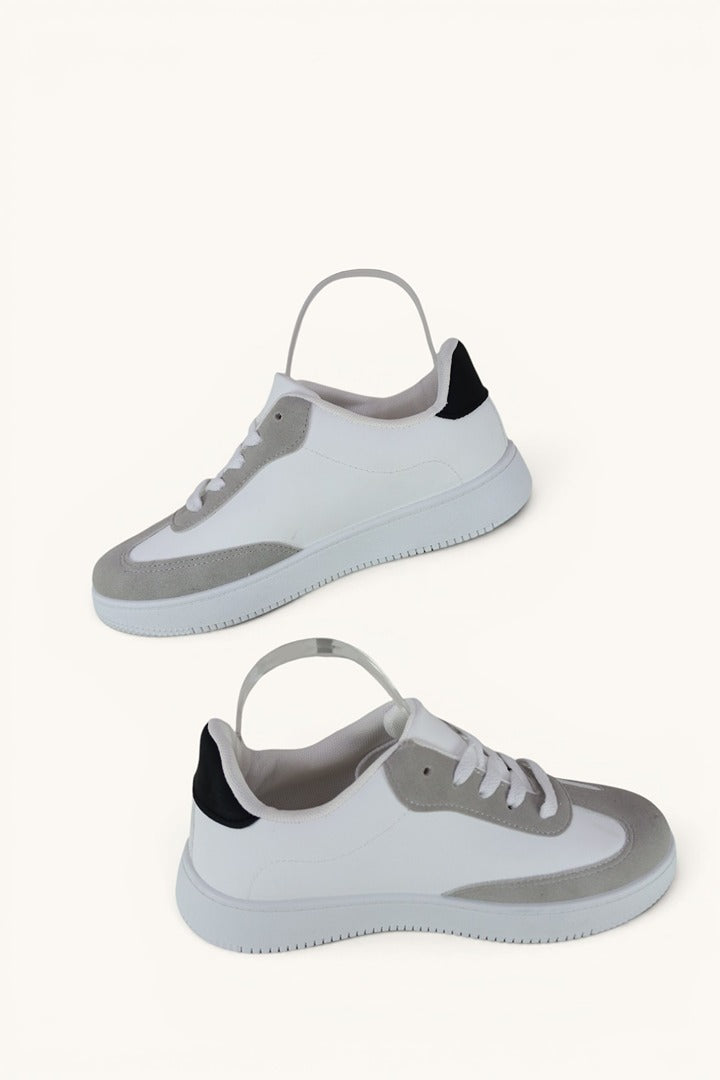 Baskets blanches et grises effet daim style retro taille 38 5