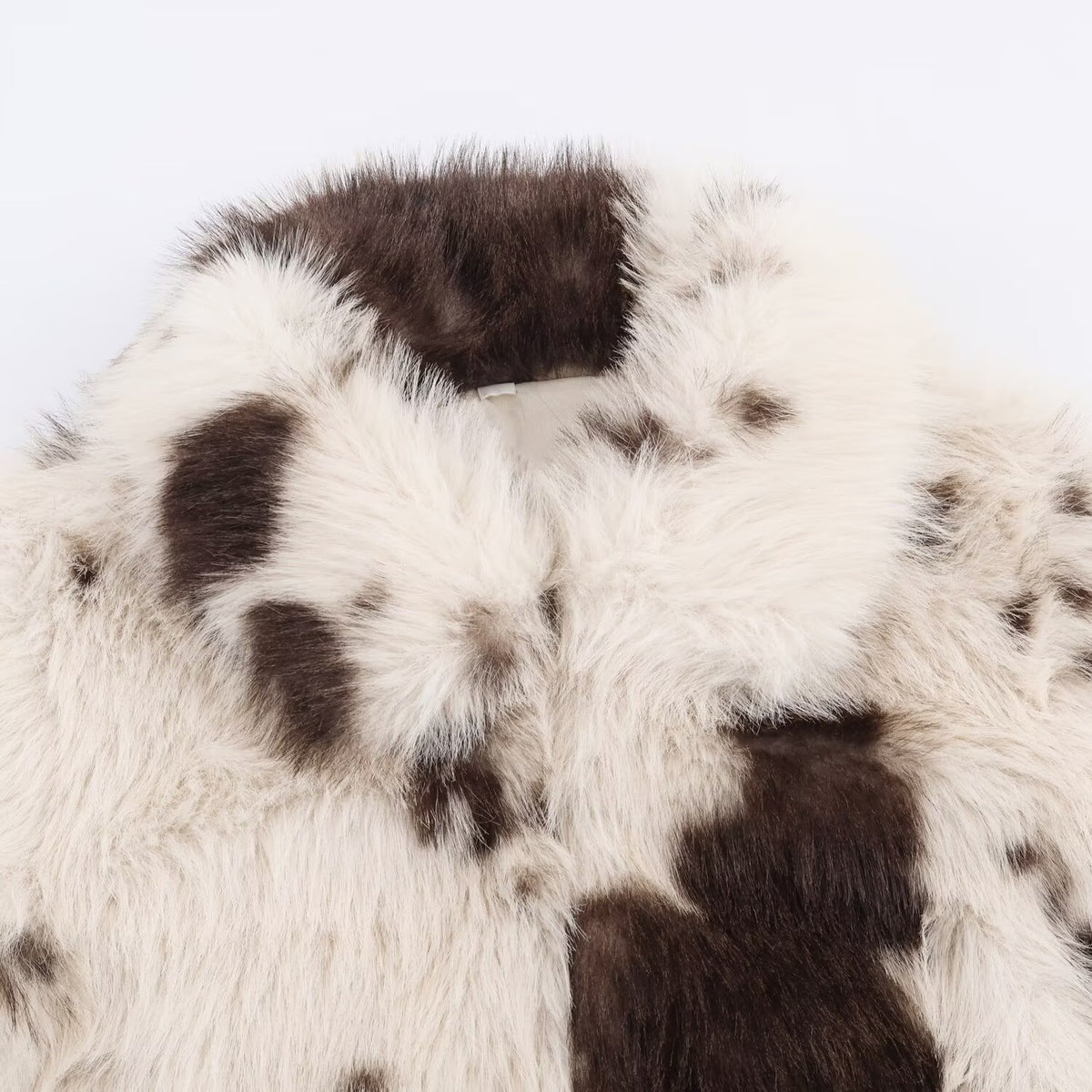 Veste fausse fourrure fleurie – photo 3 – Frippin'Dealz