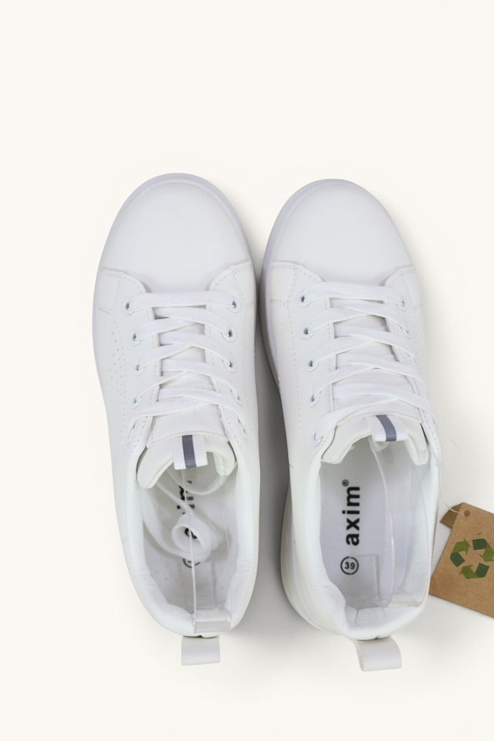 Baskets blanches Axim simili cuir taille 39 7