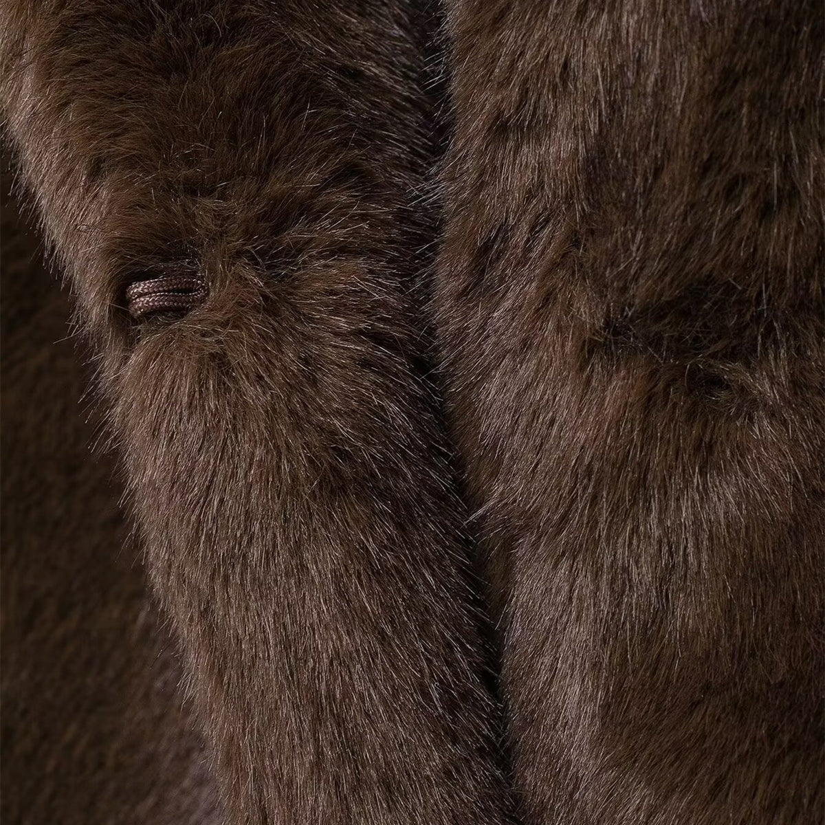 Manteau fausse fourrure vison doré – photo 7 – Frippin'Dealz