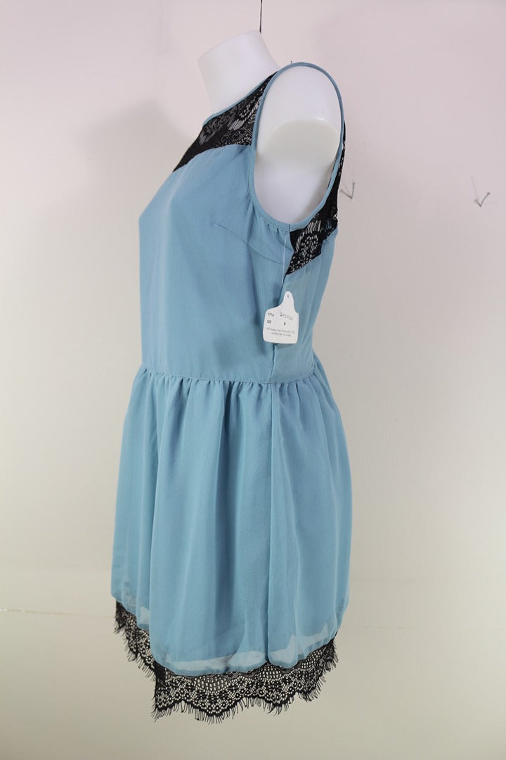 Robe courte bleue et noire en dentelle et mousseline style chic taille M 8
