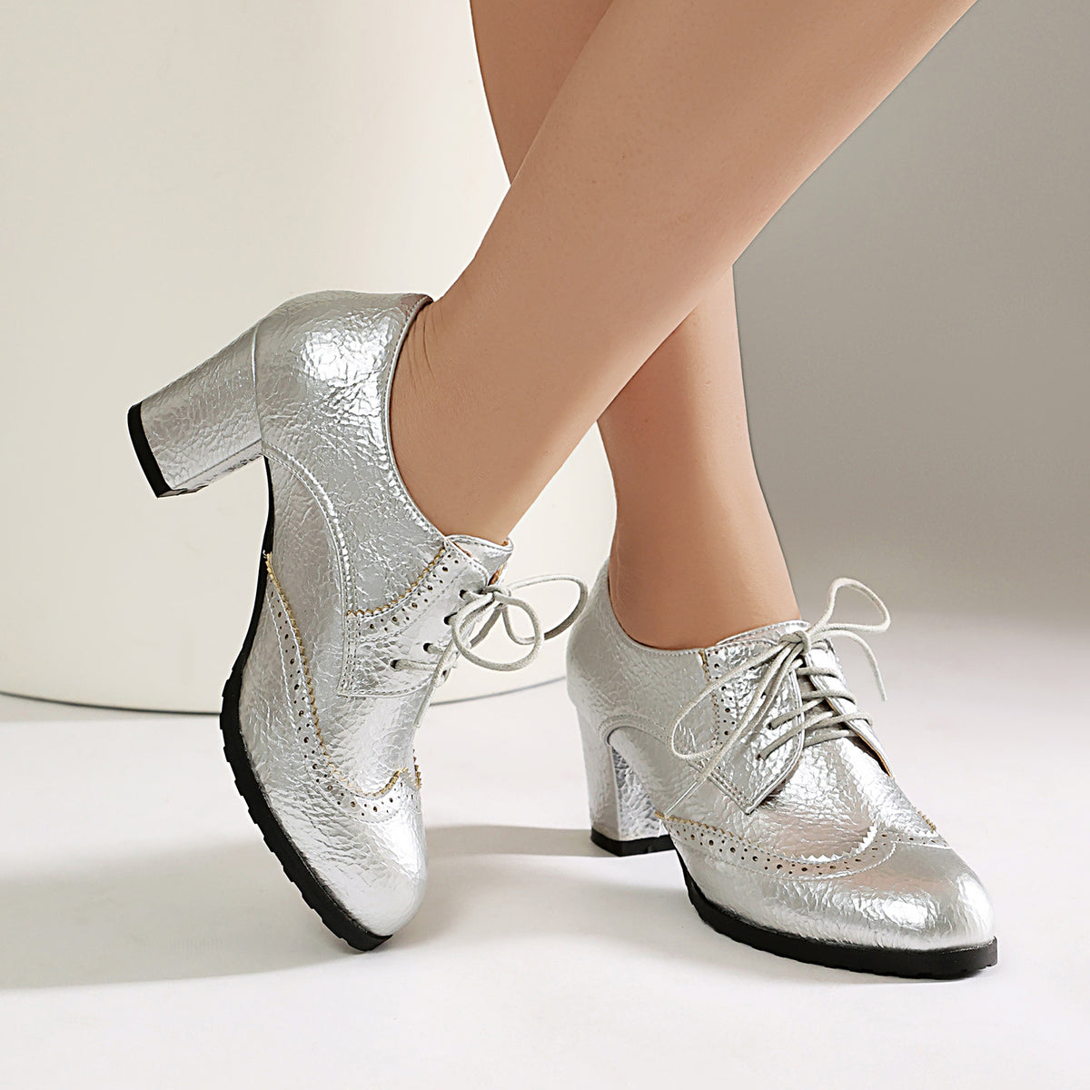 Derbies à talon épais et lacets – photo 2 – Frippin'Dealz