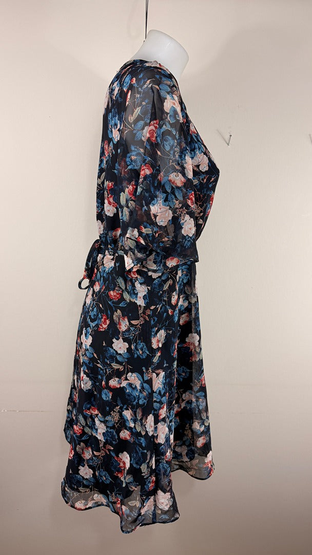 Robe fleurie bleu marine Cubus polyester 36 très bon état 5