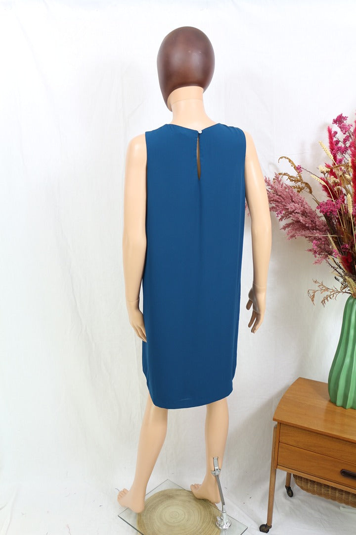 Robe H&m bleue sans manches col rond plissé taille 40 4