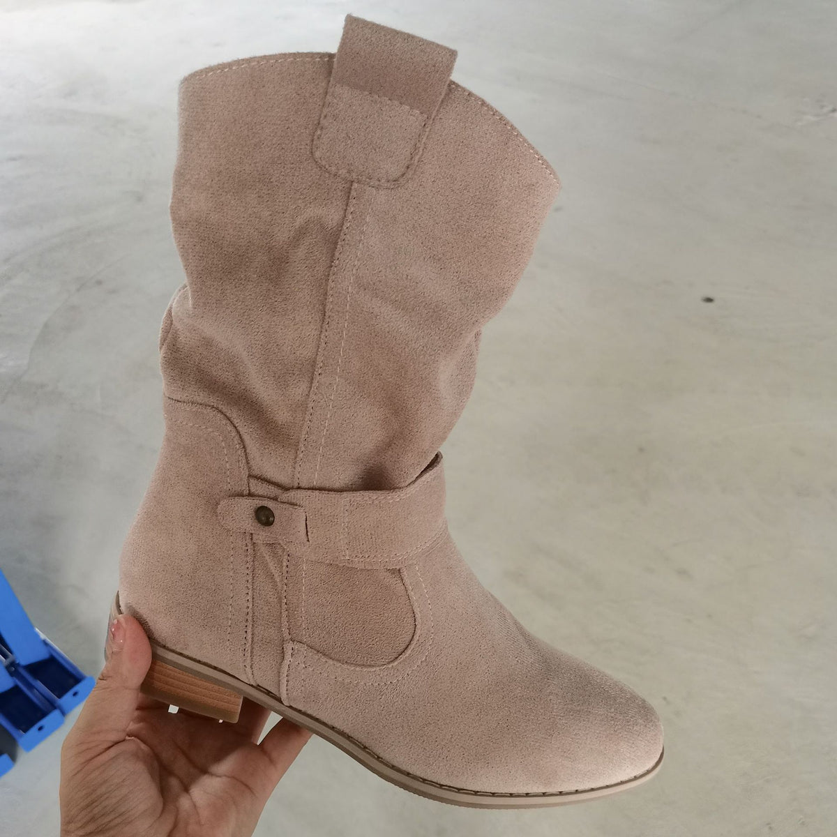 Bottines plissées talon plat aspect daim – photo 4 – Frippin'Dealz
