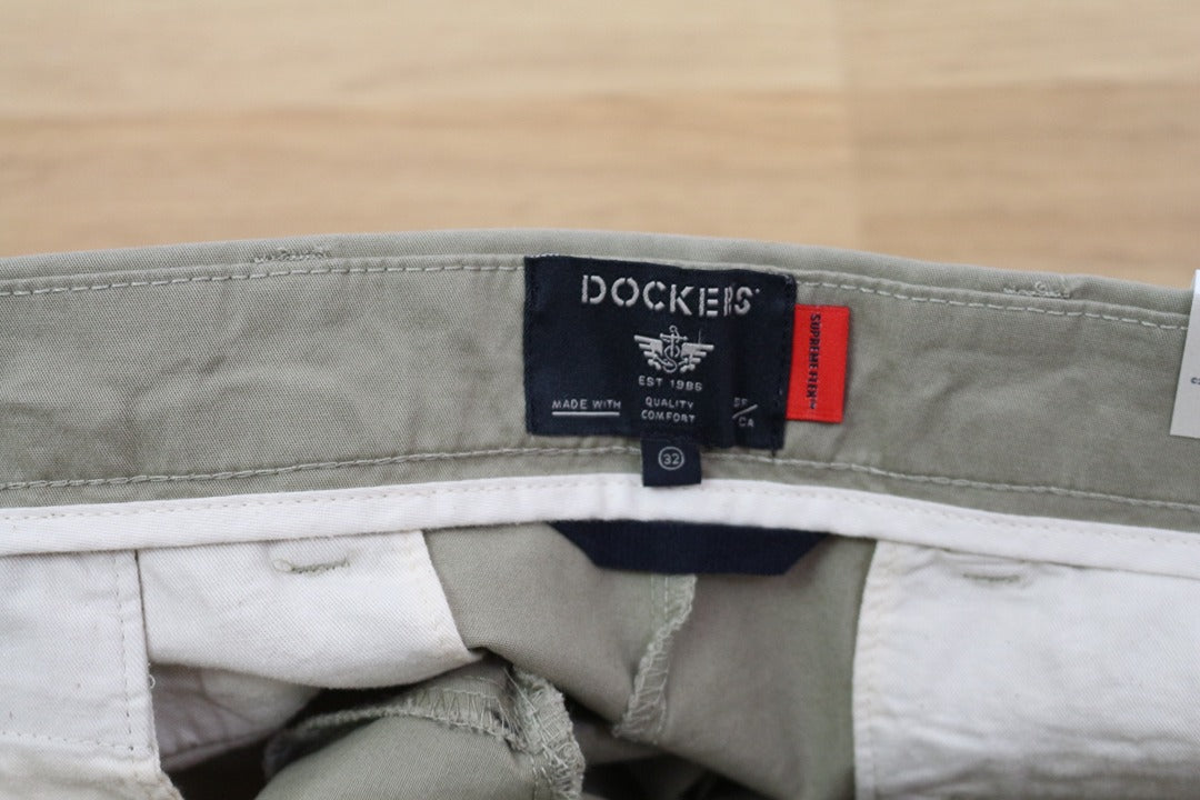 Short chino Dockers en coton kaki taille 32 neuf 10