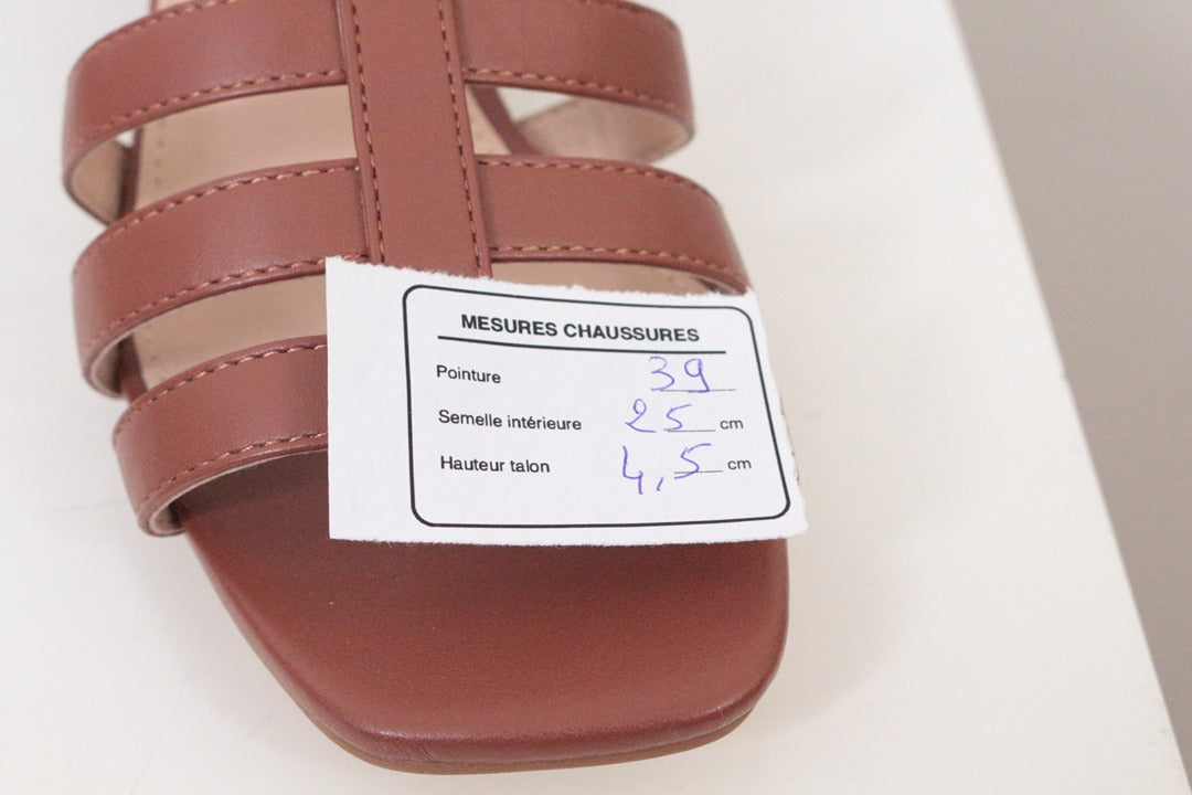 Sandales Poti Pati marron talon carré brides tressées 39 Neuf 10