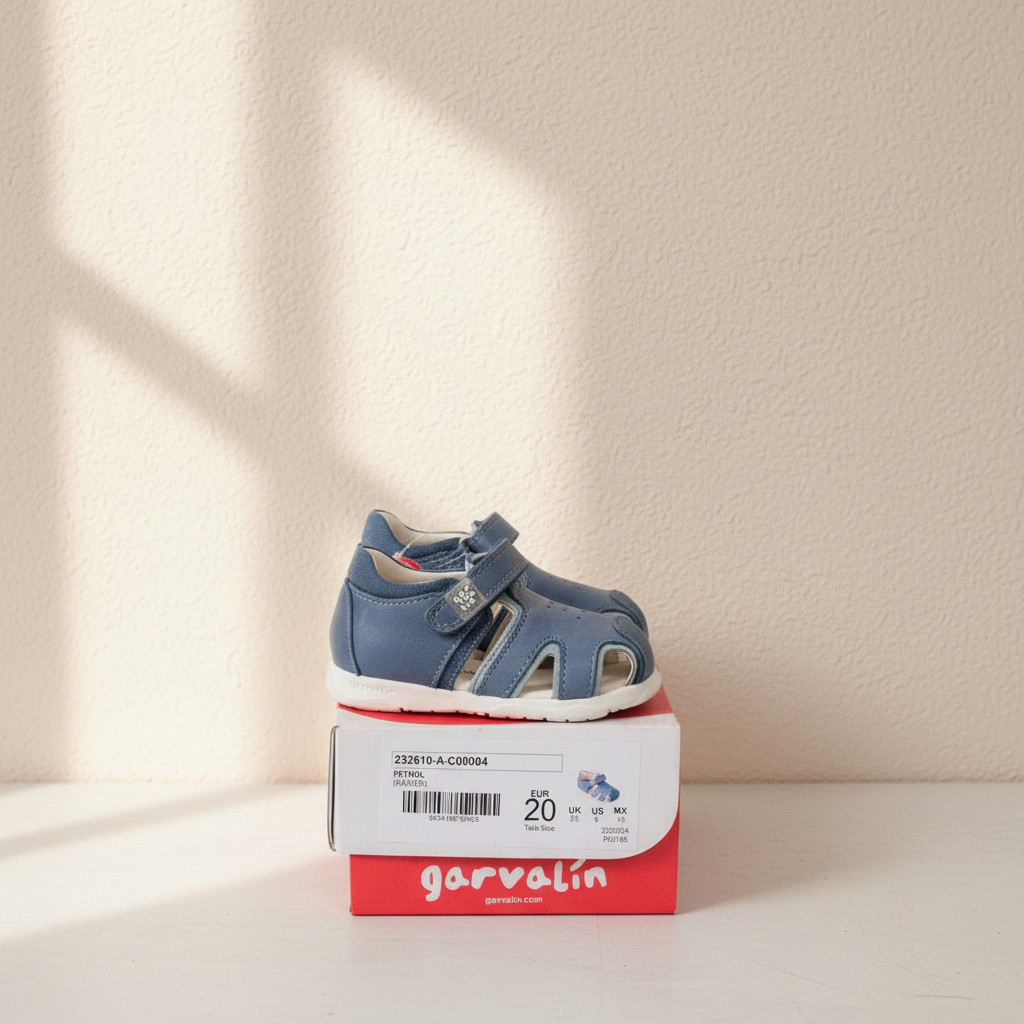 Garvalin Sandales Cuir synthétique bleu Neuf