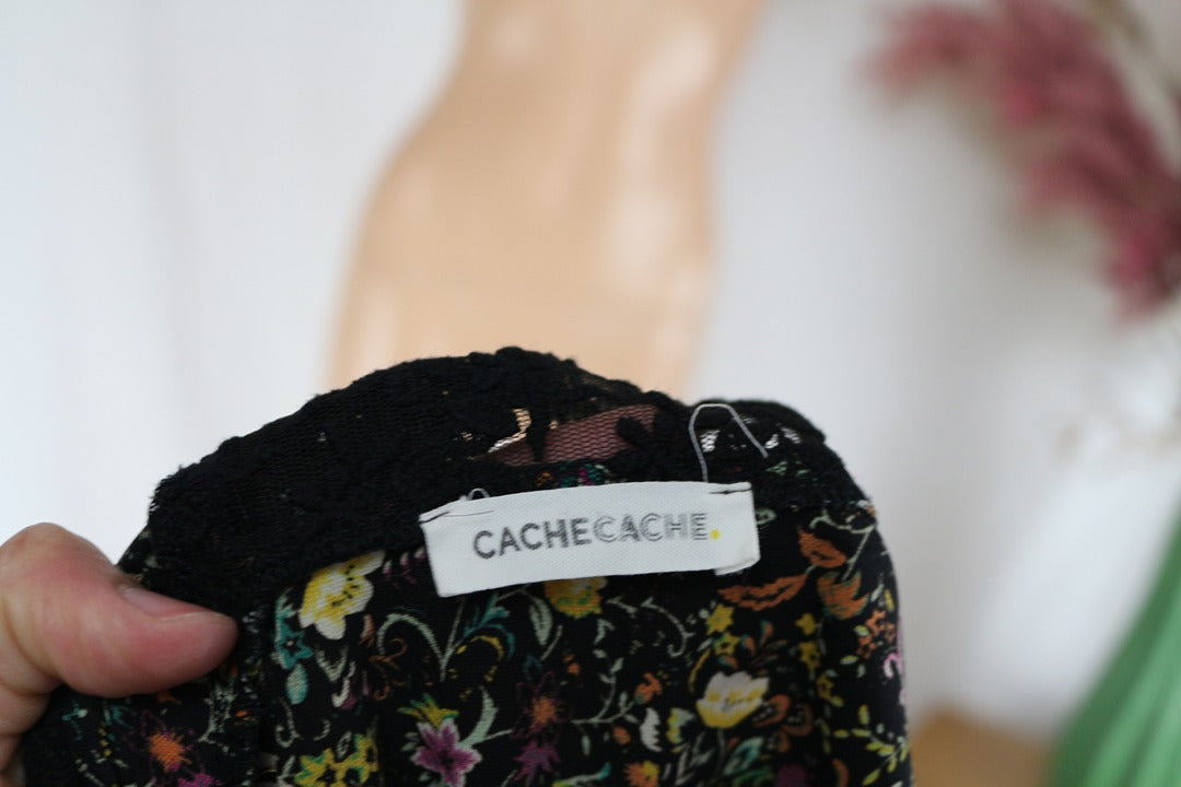 Robe courte Cache Cache noire à fleurs motif floral col V dentelle taille 38 M 9