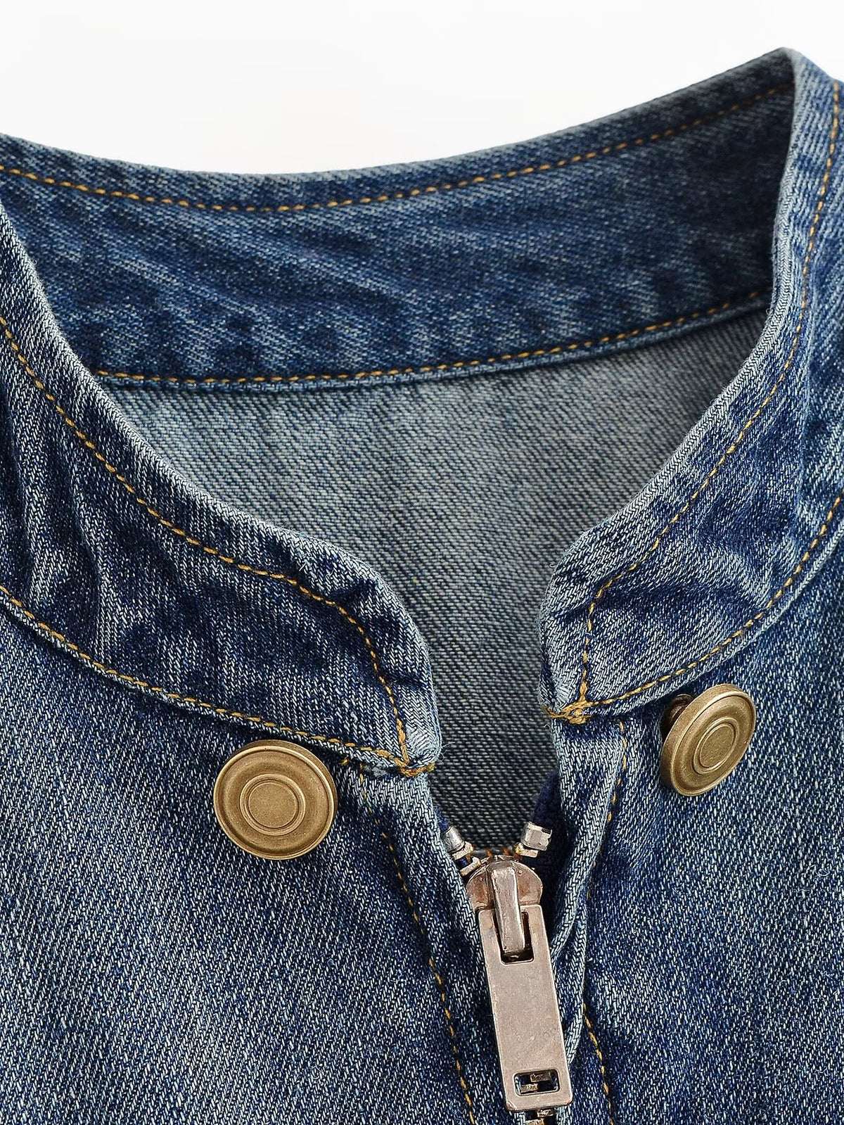 Veste courte en jean col montant femme – photo 11 – Frippin'Dealz
