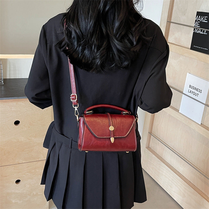 Petit sac bandoulière carré en similicuir – photo 4 – Frippin'Dealz