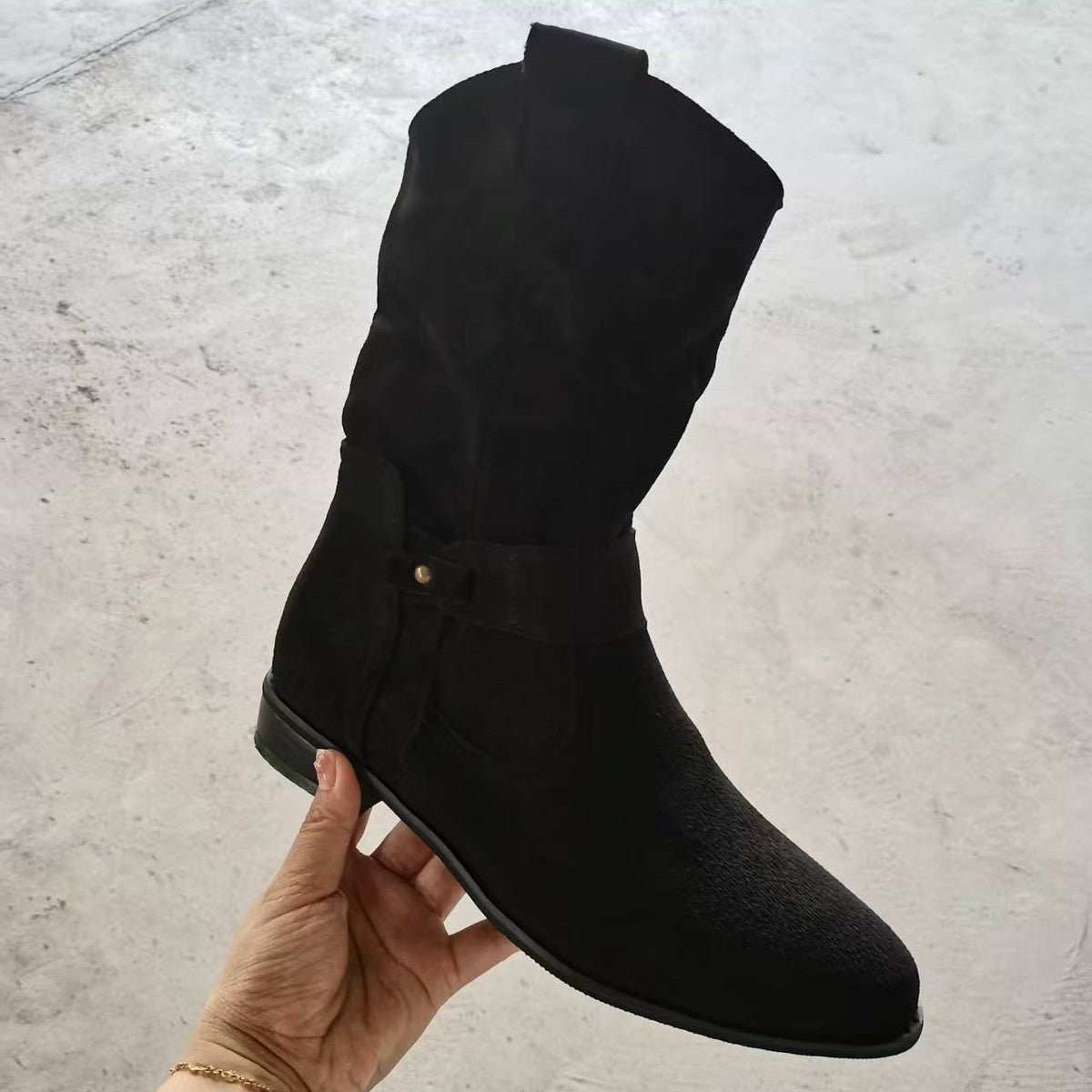 Bottines plissées talon plat aspect daim – photo 5 – Frippin'Dealz