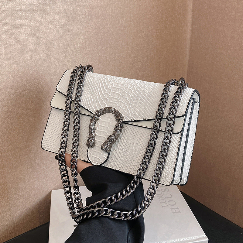 Petit sac carré effet croco – photo 2 – Frippin'Dealz