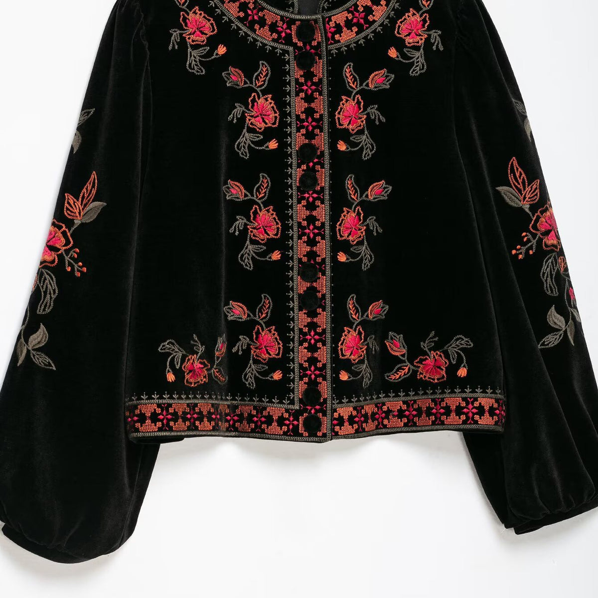 Contrast embroidered decorative short jacket 4