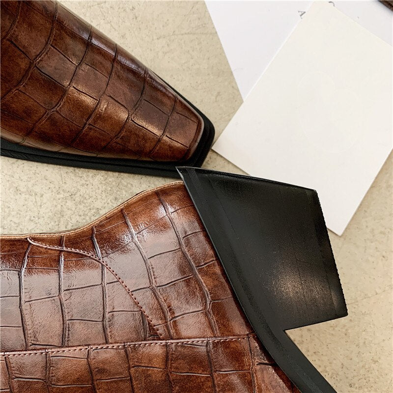 Bottines cuir talon épais bout carré zip latéral rétro femme – photo 44 – Frippin'Dealz