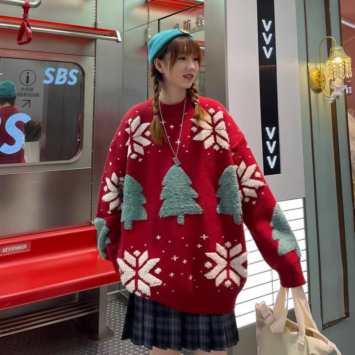 Pull de Noël jacquard sapins et flocons – photo 2 – Frippin'Dealz
