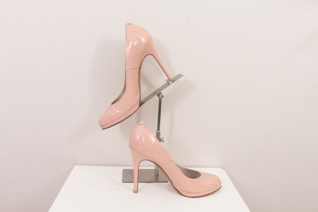 Escarpins Malefic Choo vernis rose nude taille 37 talon haut 8
