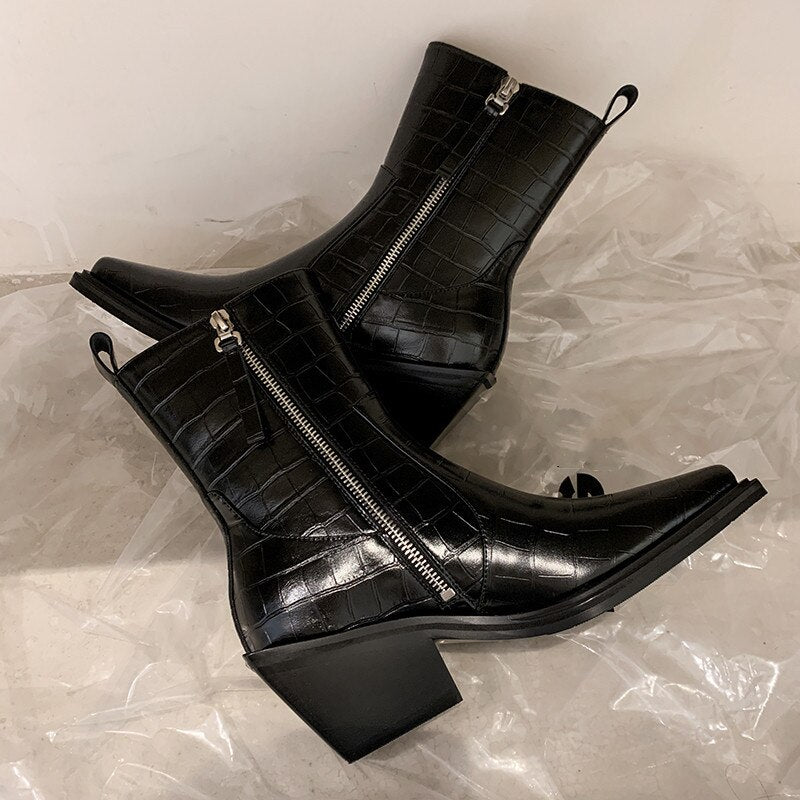 Bottines cuir talon épais bout carré zip latéral rétro femme – photo 41 – Frippin'Dealz