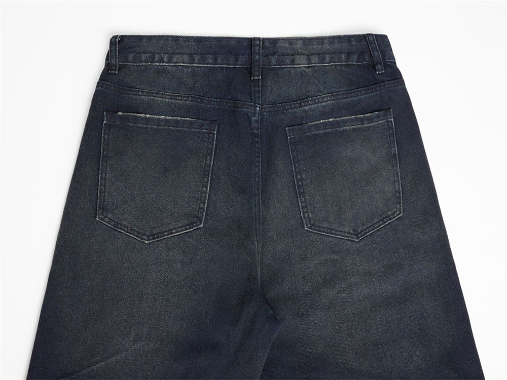 Jean streetwear pour homme avec patchs usés, coupe ample droite délavée style grunge 21
