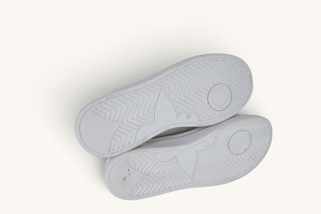 Baskets blanches Axim simili cuir taille 39 6