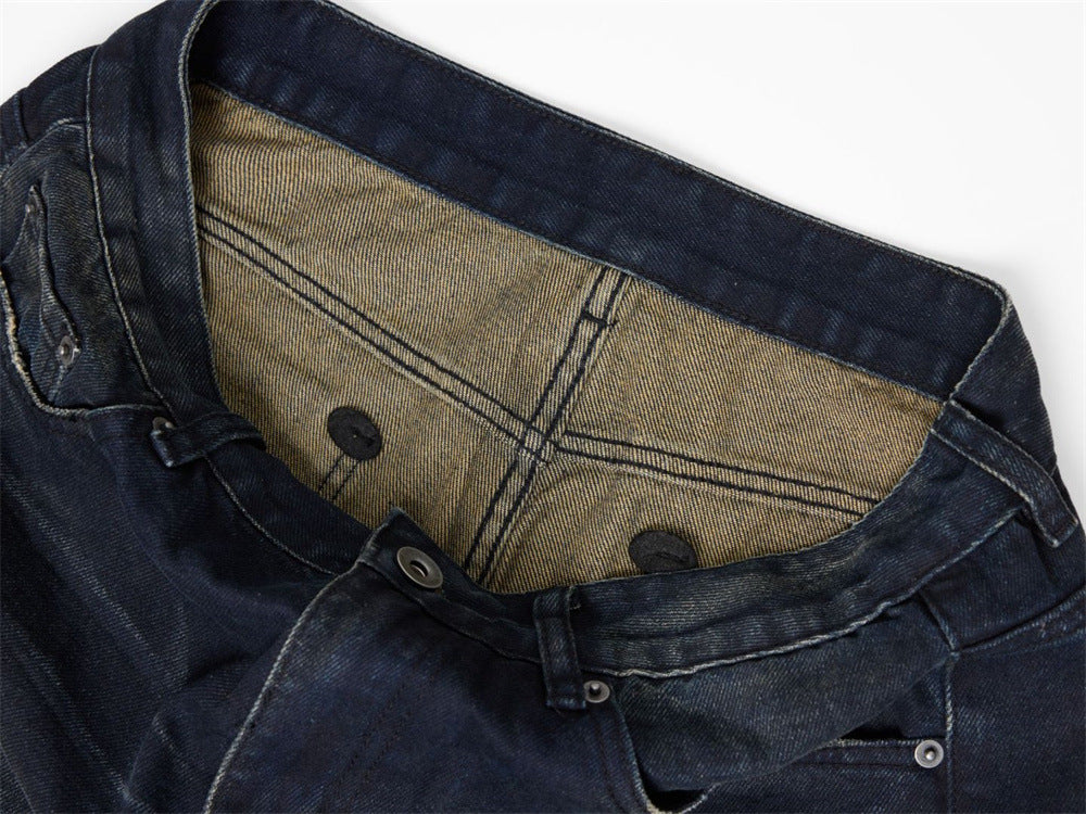 Jean streetwear pour homme avec patchs usés, coupe ample droite délavée style grunge 14
