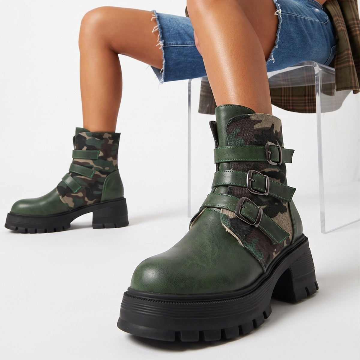 Bottines talon épais camouflage – photo 3 – Frippin'Dealz