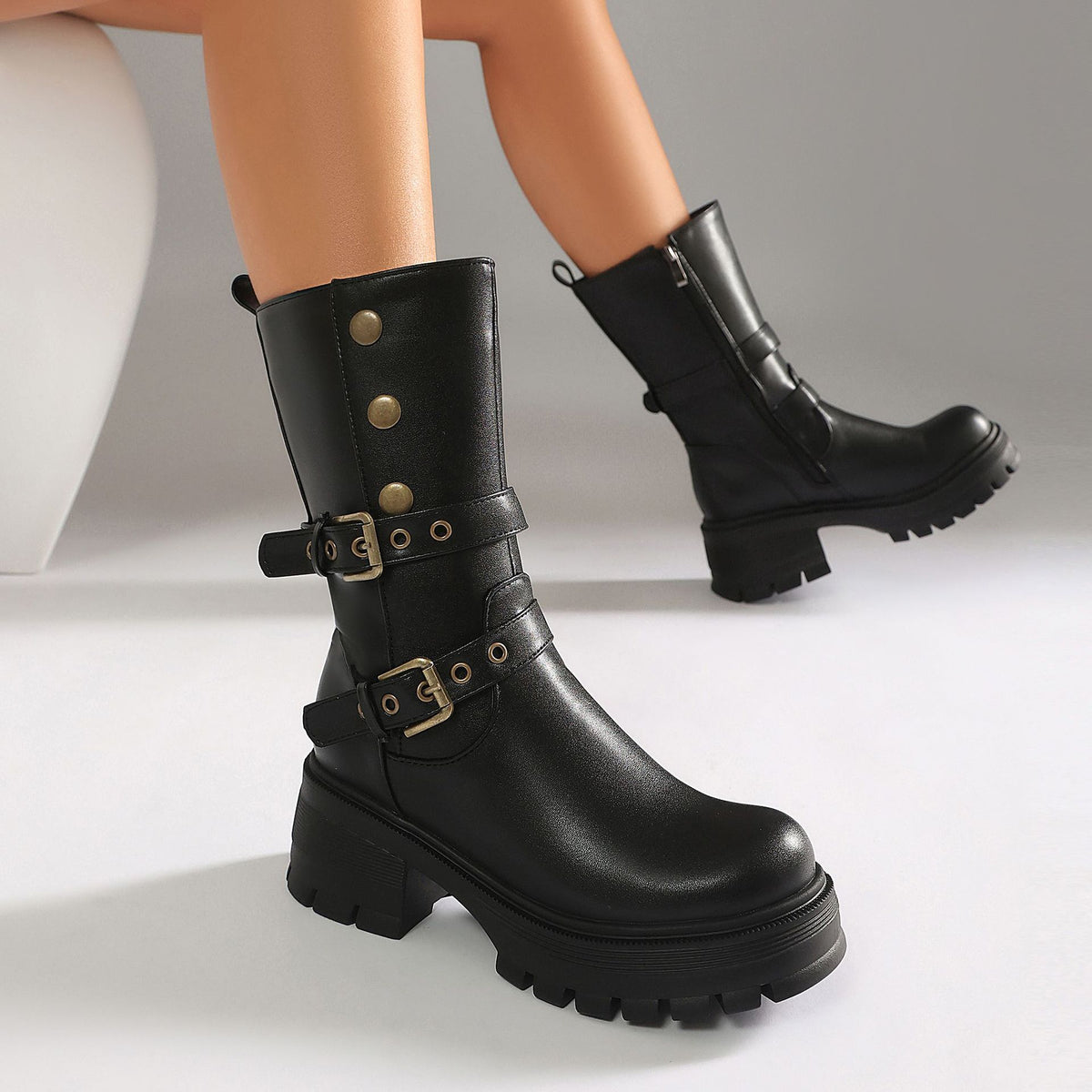 Bottines punk talon épais à boucles – photo 1 – Frippin'Dealz