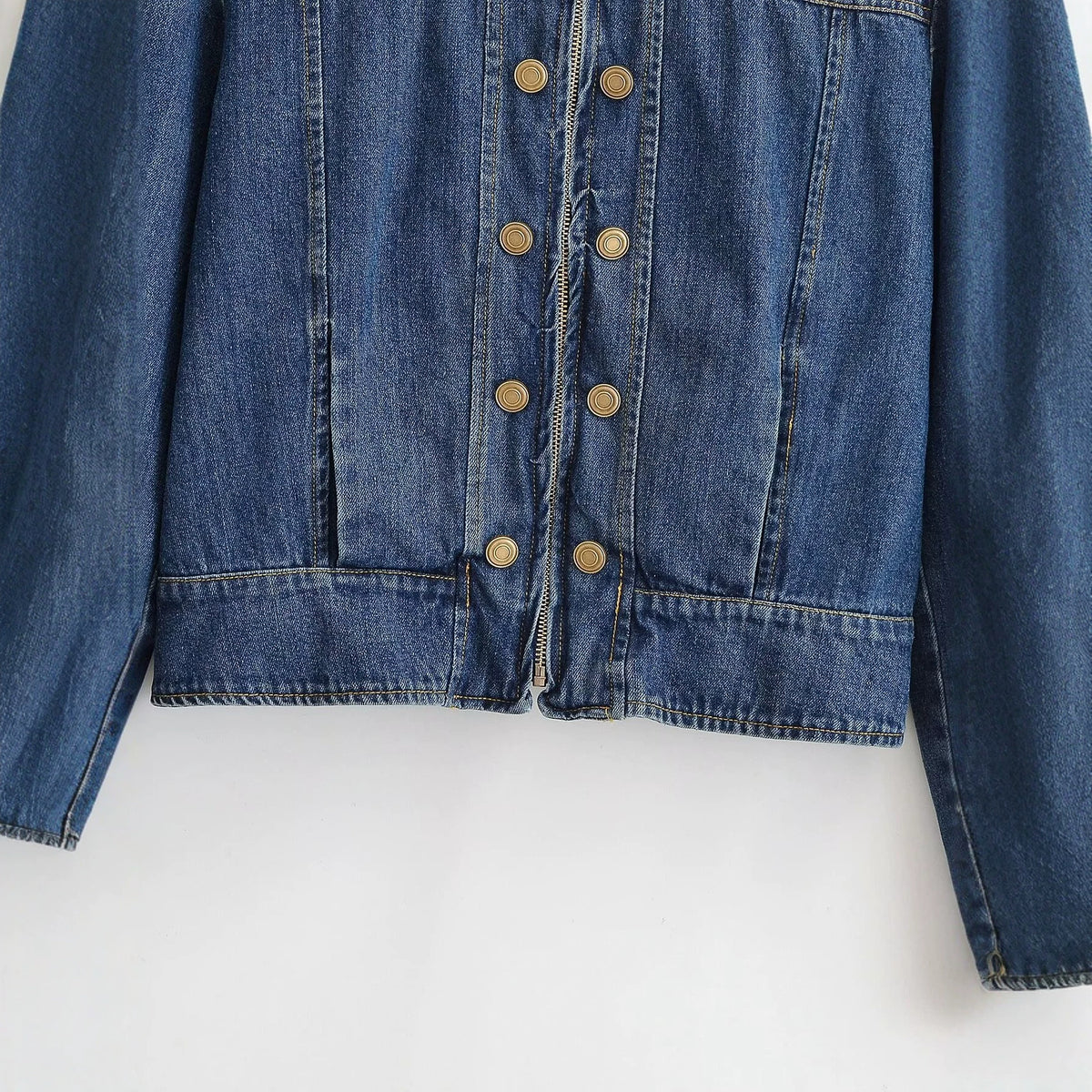 Veste courte en jean à col montant et double rangée de boucles métal, bleu 5