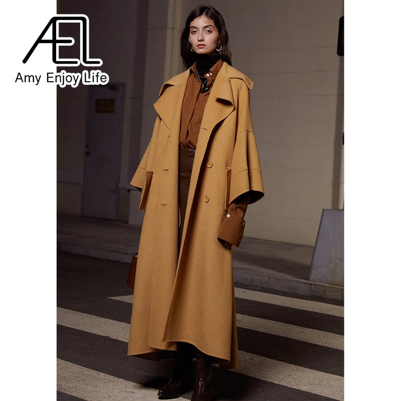 Manteau long en laine à grands poignets, double boutonnage, jaune gardénia