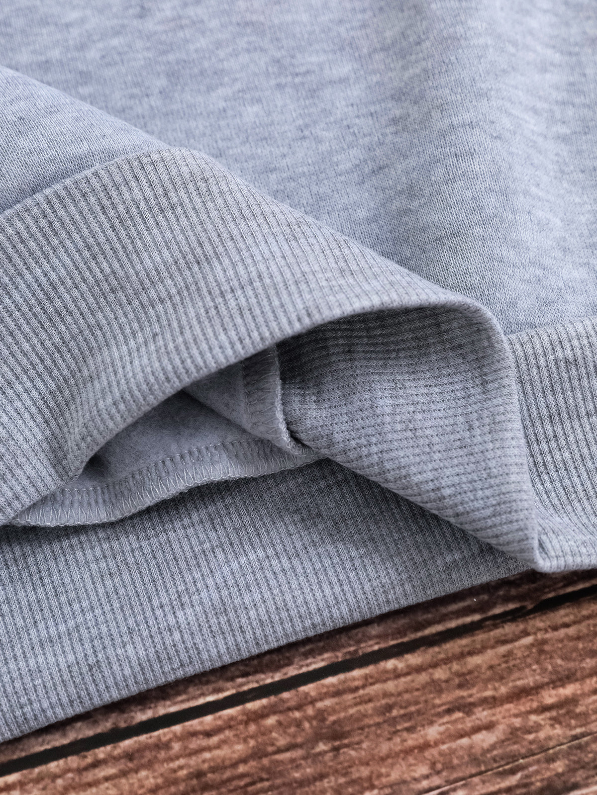 Sweat-shirt col rond chic citadin – photo 14 – Frippin'Dealz